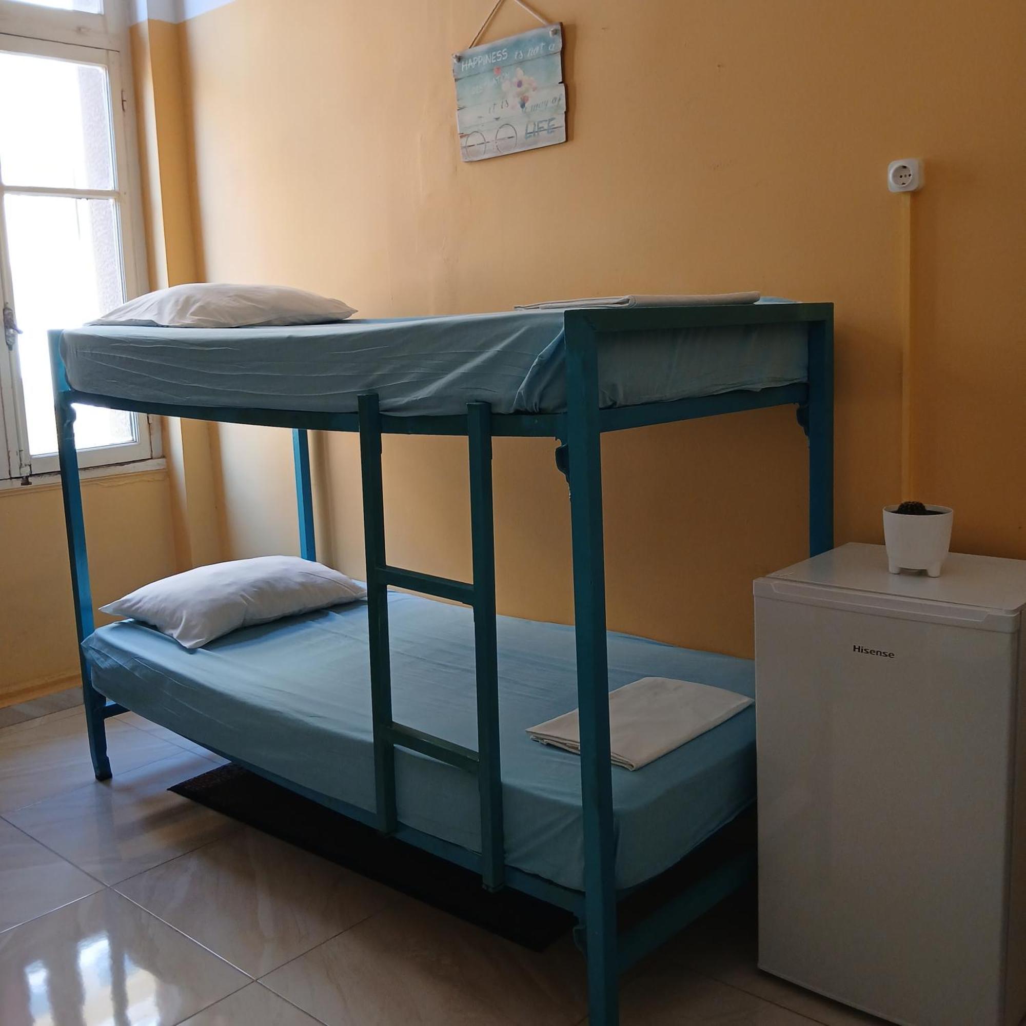 Heraklion Youth Hostel Екстер'єр фото