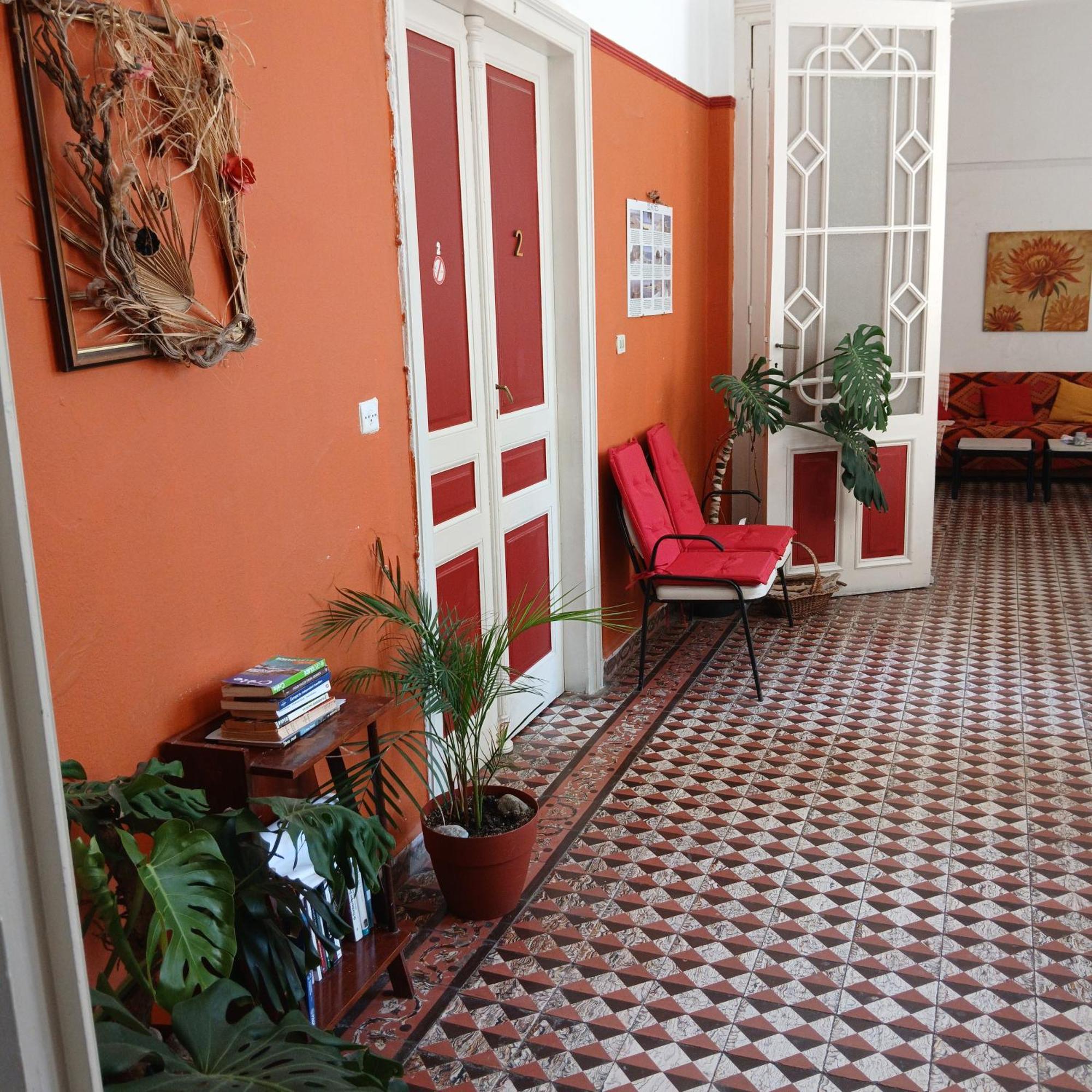 Heraklion Youth Hostel Екстер'єр фото