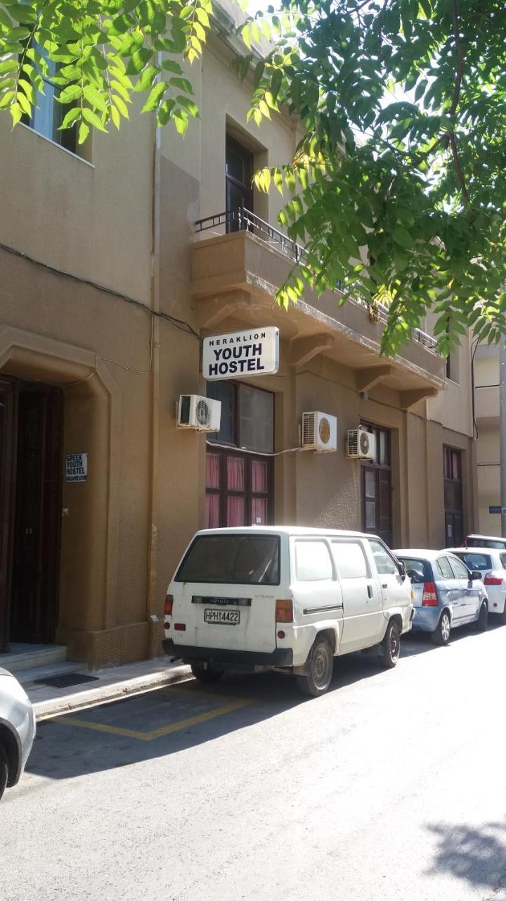 Heraklion Youth Hostel Екстер'єр фото